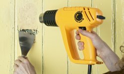 Как удалить старую краску с деревянной поверхности в домашних условиях
