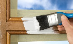 Как выбрать краску для деревянных оконных рам