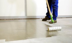 Чем грунтовать бетон при наружных и внутренних работах