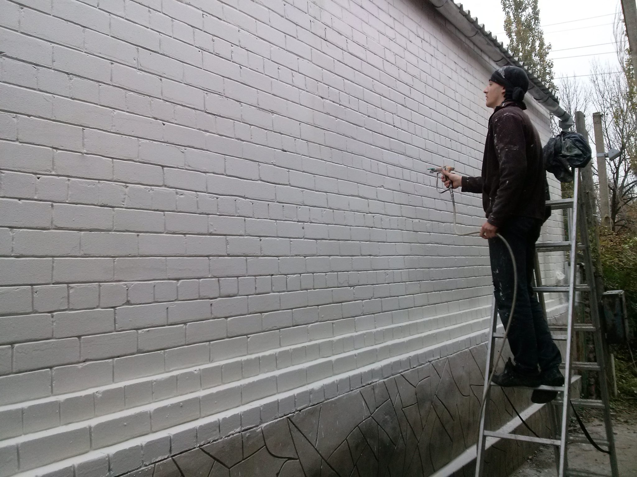 Теплоизоляционная краска для стен
