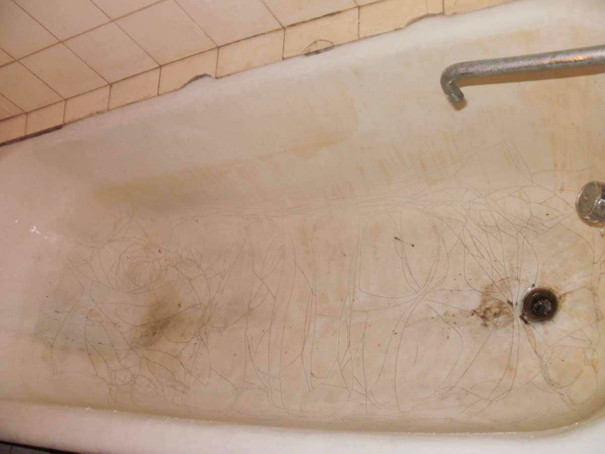 Трещина в акриловой ванне что делать