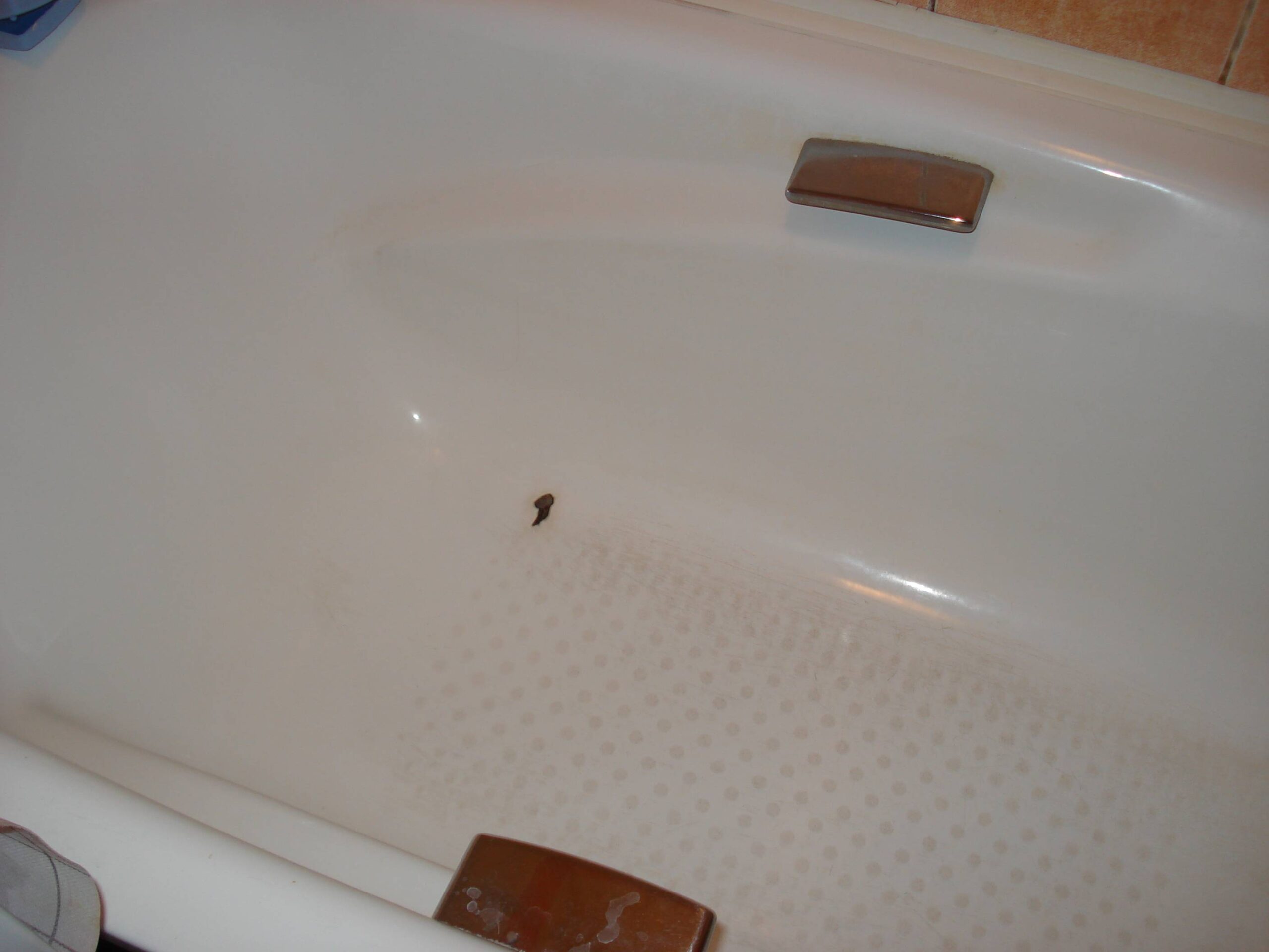 Фото скола в ванной