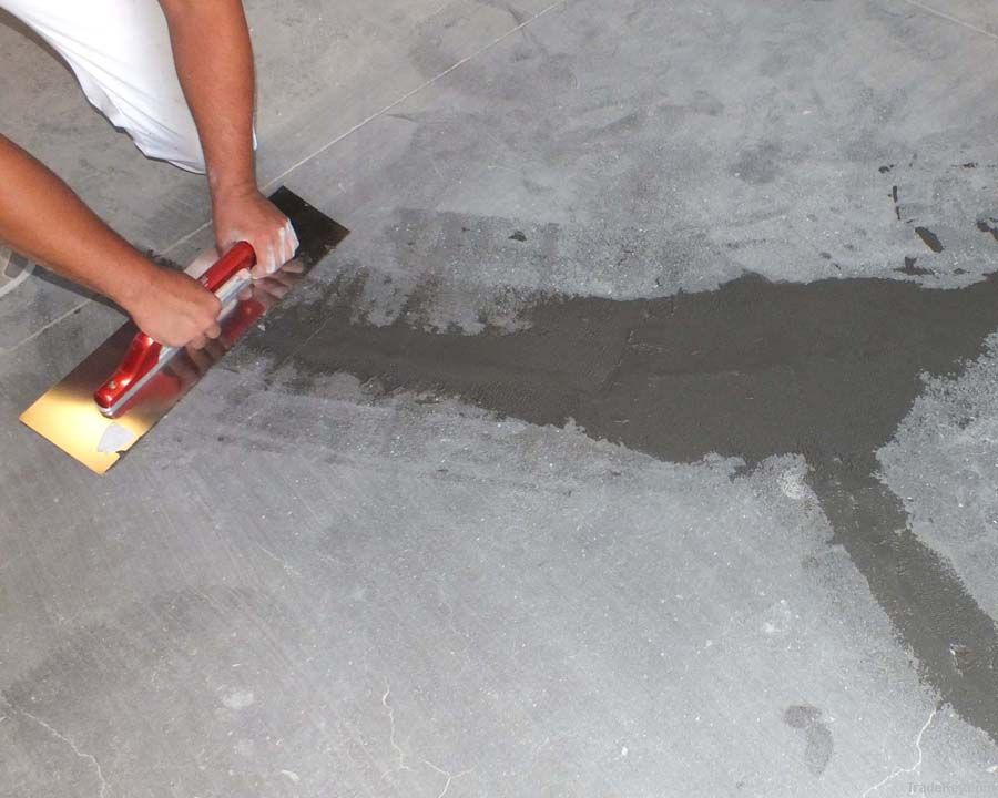  бетонной стяжки после заливки: как делать вручную и вертолетом