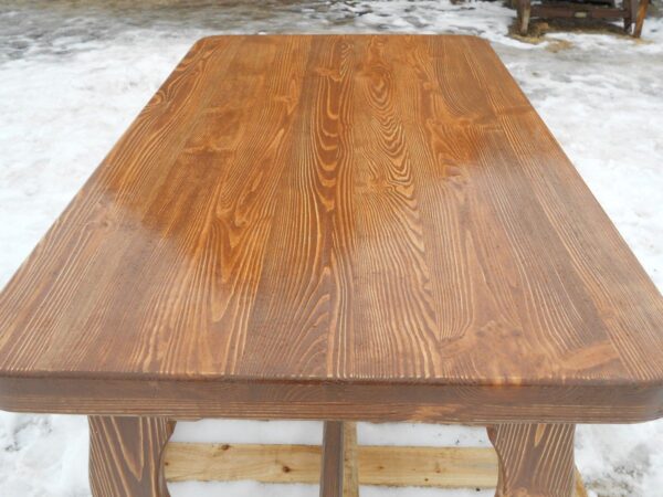 Фото деревянного стола