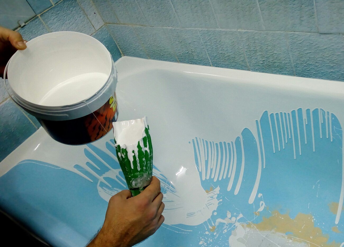 Можно ли покрасить ванну автомобильной краской