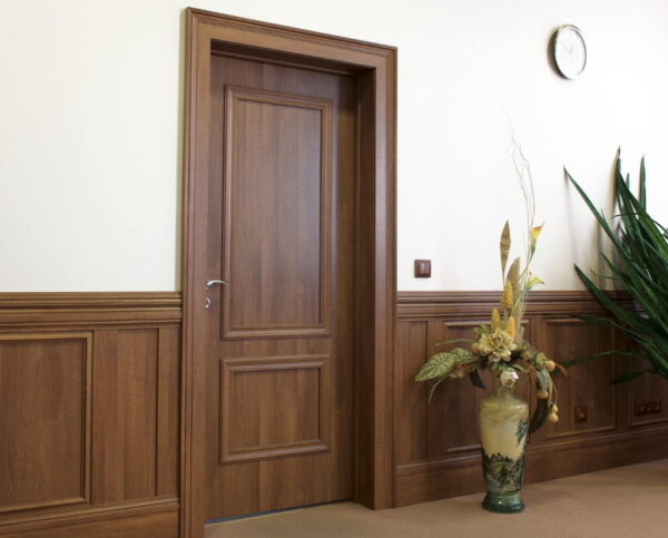 Фото двери из МДФ